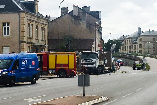 La rue du général De Gaulle a été fermée à la circulation une partie de l'après-midi.