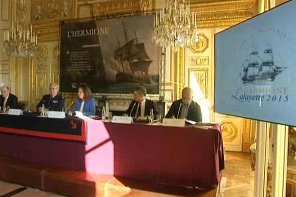 Vendredi 12 septembre présentation à l'Hôtel de la Marine