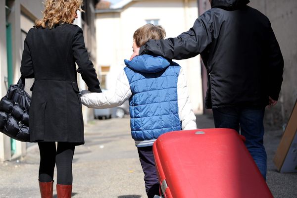 Le Loir-et-Cher recherche une cinquantaine de familles d'accueil pour renouveler ses effectifs. 