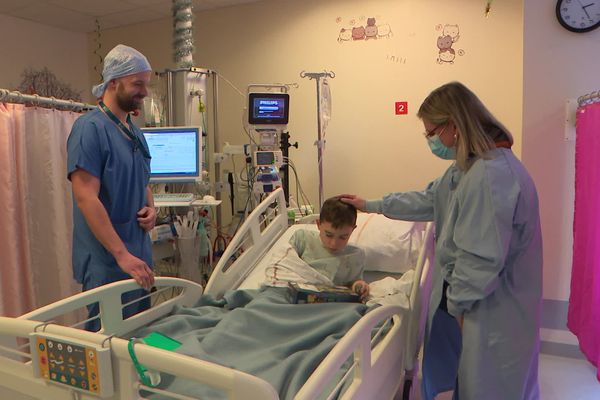 Grâce à ce partenariat, 1 500 € ont été récoltés pour offrir des cadeaux aux enfants hospitalisés.