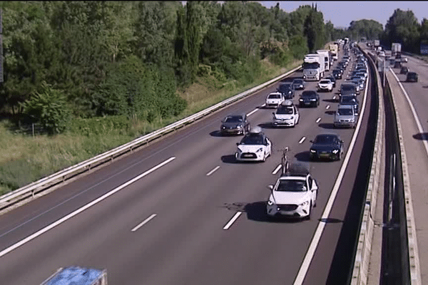 Une file ininterrompue au niveau de Valence-sud ce matin vers 11 heures.