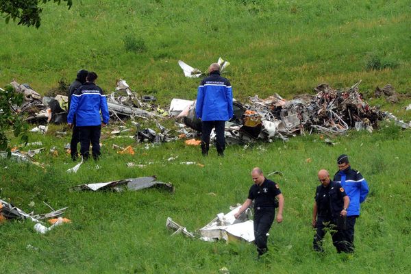 L'avion disloqué n'a pas pris feu