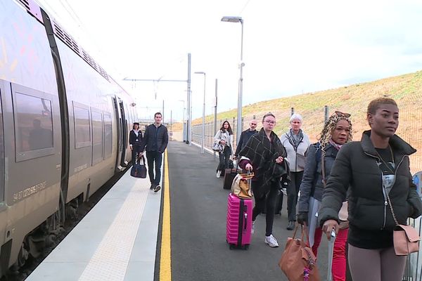 44 TER desservent la nouvelle gare de Nîmes/Manduel