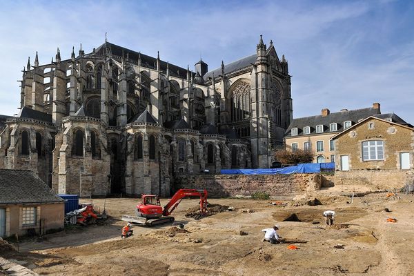 Fouilles archéologiques au Mans