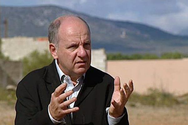 Denis Peschanski, historien directeur scientifique du Mémorial de Rivesaltes un peu avant son inauguration le 16 octobre 2015.