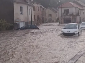 Inondations dans le secteur d'Amance et Breurey les Faverney en Haute-Saône.