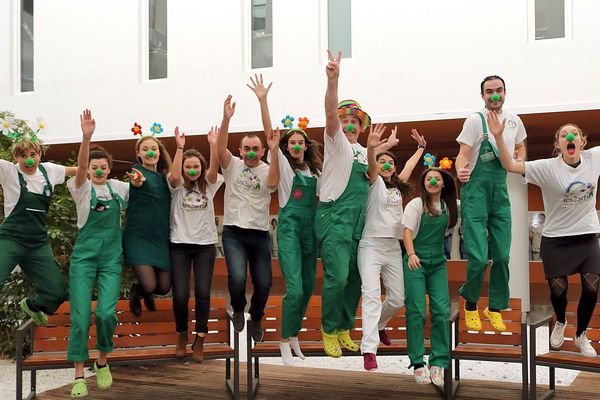 L'équipe des "clowns émotionnels" intervient au CHU Estaing de Clermont-Ferrand une fois par semaine.