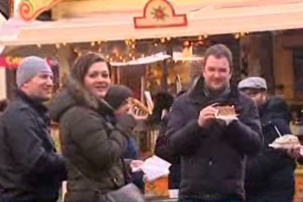 Joie et bonne humeur au marché de Noël.