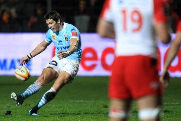 Le pied magique de James Hook ne fera plus vibrer le stade Aimé Giral à Perpignan.