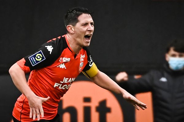 La joie du milieu de terrain Lorientais Laurent Abergel lors de la rencontre entre le FC Lorient et le PSG, lors de cette 22e journée de L1. 31/01/21
