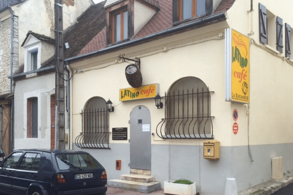 Le videur du Café Latino à Montargis blessé par balle