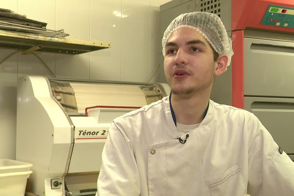 William Mercier a 17 ans et son CAP de boulanger en poche il reprend la boulangerie du centre de Prémery