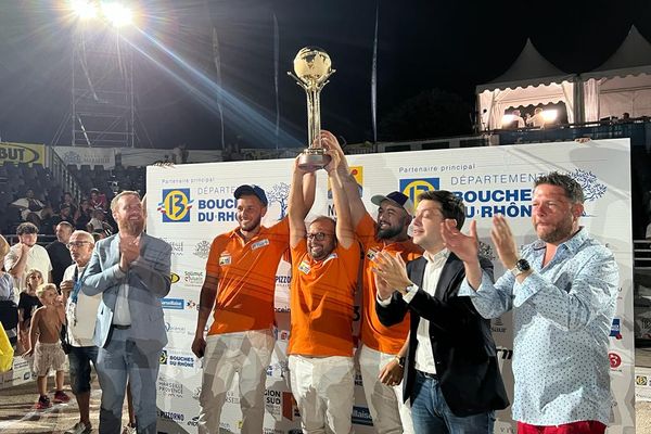 Vigo Dubois, Tyson Molinas et David Doerr vainqueur de 61e édition du Mondial la Marseillaise à pétanque 2022.