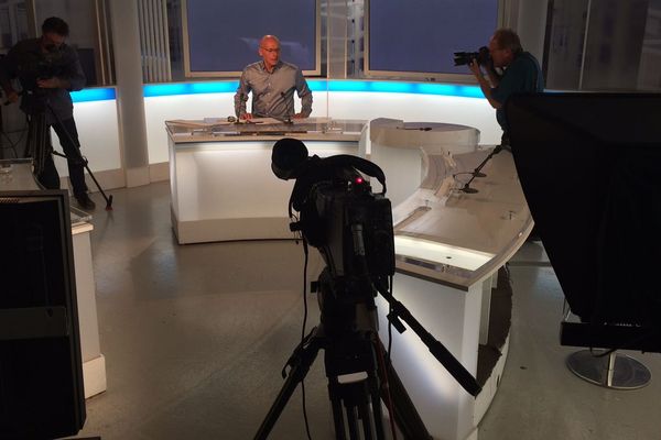 Ce mercredi après-midi, Jean-Bernard Vitiello a fait des essais sur le plateau de France 3 Côte d'Azur, grâce à un groupe électrogène