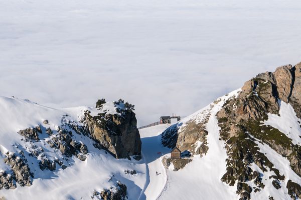 Un employé de la station de ski de Luz Ardiden dans les Hautes-Pyrénées a été renversé par un bus, ce samedi 30 décembre 2023.