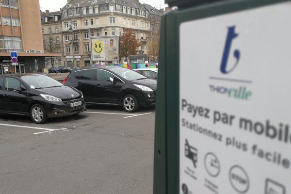 La volonté de la mairie est double : assurer une rotation accrue des véhicules et recouvrer plus rapidement les impayés.