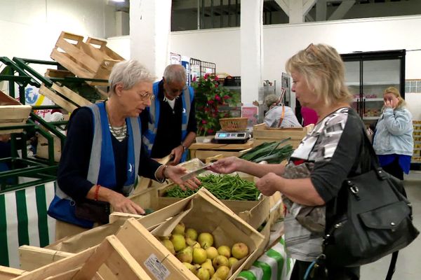 Marché solidaire du Secours Populaire - La Rochelle