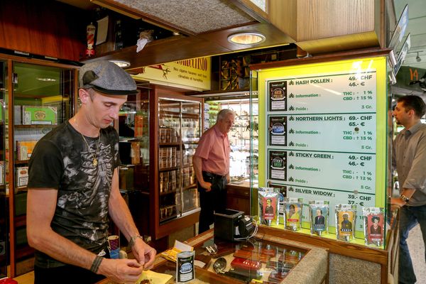 La Suisse compte déjà plusieurs boutiques de vente légale de cannabis