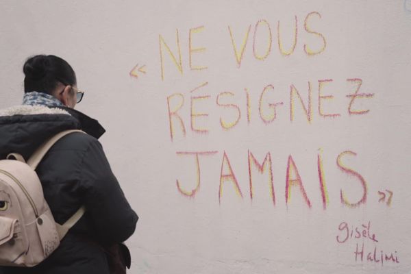 Marie Rabatel dans " Cassée debout " de Franck Seuret et Yann Rineau