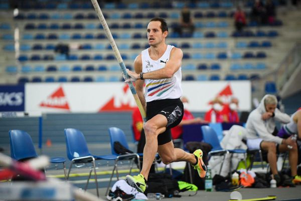 Le perchiste Renaud Lavillenie