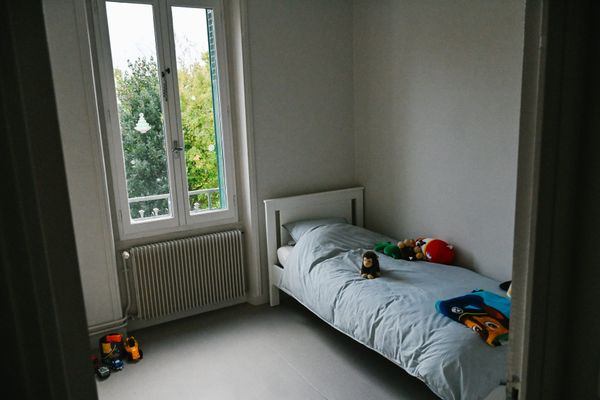 À la structure d'accueil pour enfant placé Le Petit Logis, située à Villefollet, dans les Deux-Sèvres, on ne comprend pas la décision du département. La collectivité ne veut plus y placer les mineurs qu'elle accompagne.