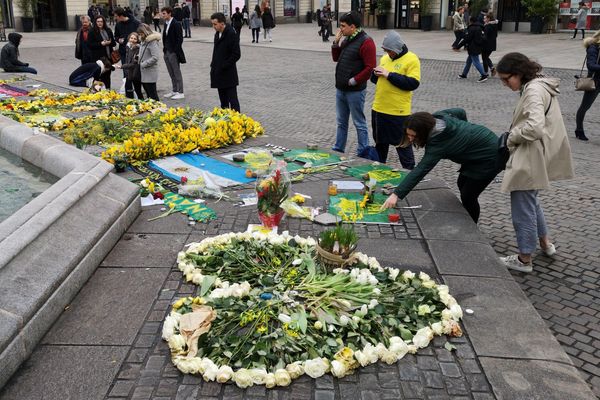 Hommage à Emiliano Sala, place Royale à Nantes, janvier 2019