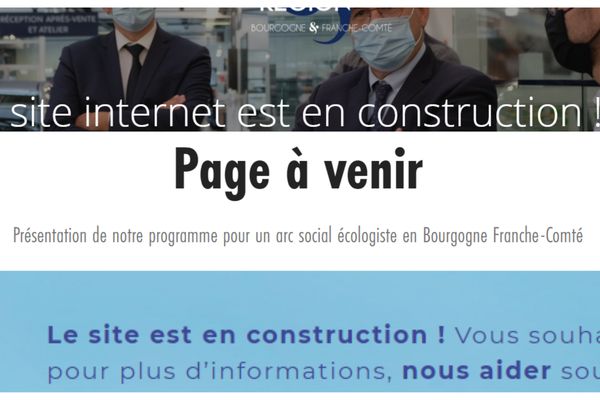 Plusieurs sites de campagne sont encore en chantier à un mois du premier tour