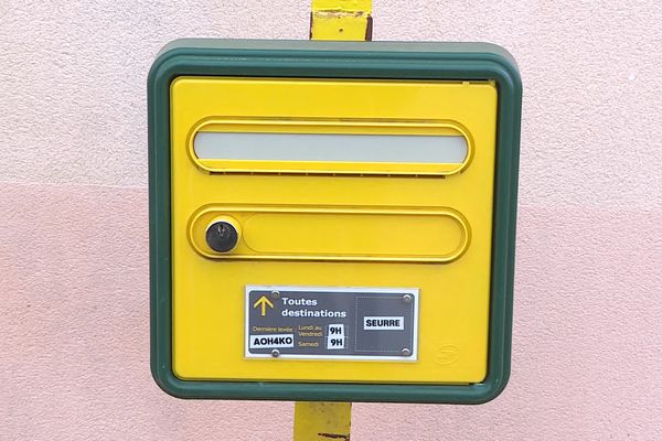 Les boîtes aux lettres "jaunes" pour le dépôt du courrier "départ" commencent à être supprimées dans les communes