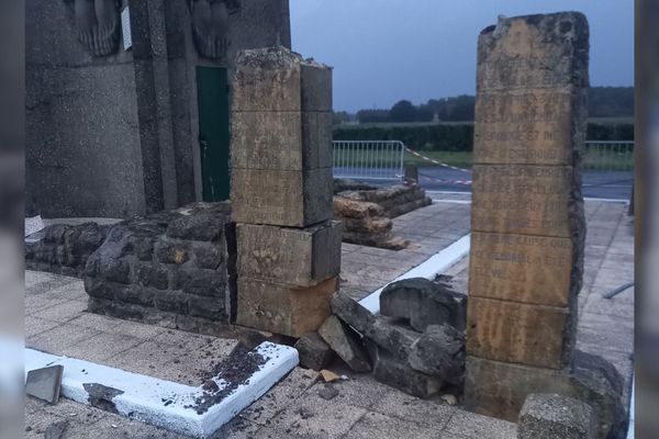 Le mémorial de la ferme de Richemont a été détérioré dans la nuit de jeudi à vendredi.