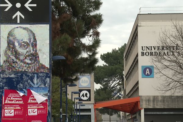 La conférence avait été organisée par La France Insoumise pour parler du pouvoir d'achat des étudiants.