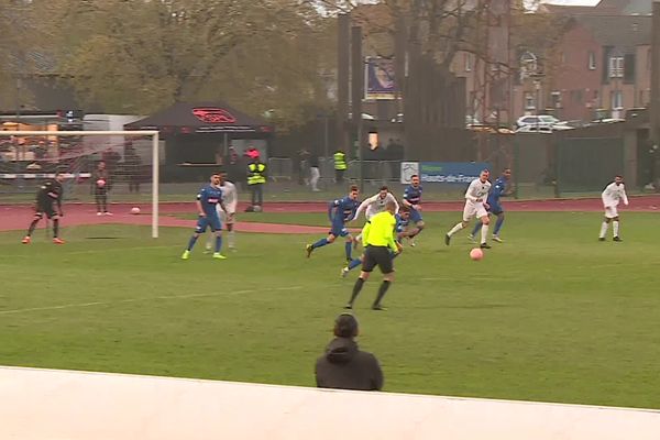 Valenciennes a remporté le match (3-0).