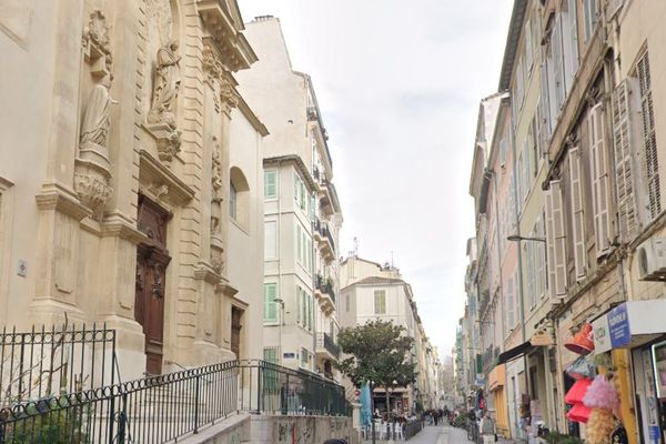 La drogue saisie était stockée dans des chambres d'hôtel dans le quartier populaire Belsunce à Marseille.