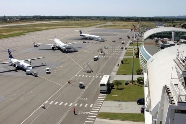 ARCHIVES - L'aéroport de Bastia Poretta