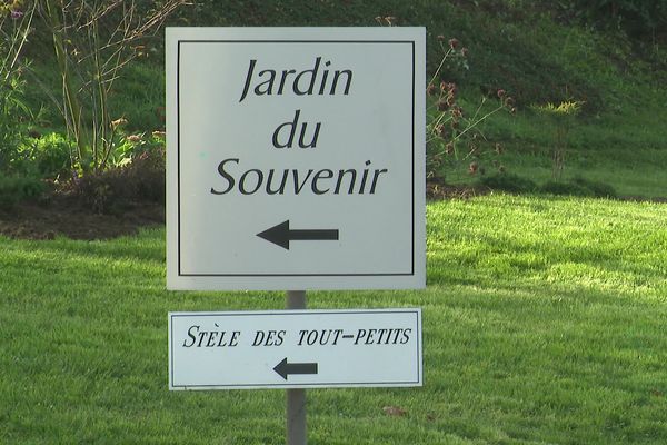 Le Jardin du Souvenir, à côté du crématorium d'Herlies.