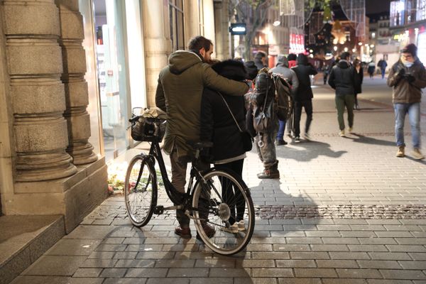 En semant la terreur dans la nuit strasbourgeoise le 11 décembre 2018, Chérif Chekatt a traumatisé des milliers de personnes.