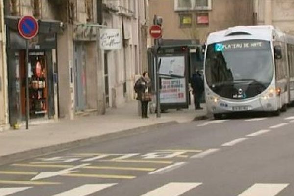 Pas d'interruption dans les transports urbains.