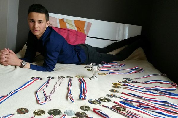 Le 19 avril prochain, aux championnats de France junior de taekwondo, Nabil Khali tentera d'ajouter une médaille à son palmarès.