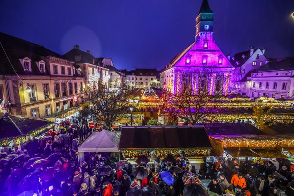 Inauguration de la 37ᵉ édition des Lumières de Noël de Montbéliard.