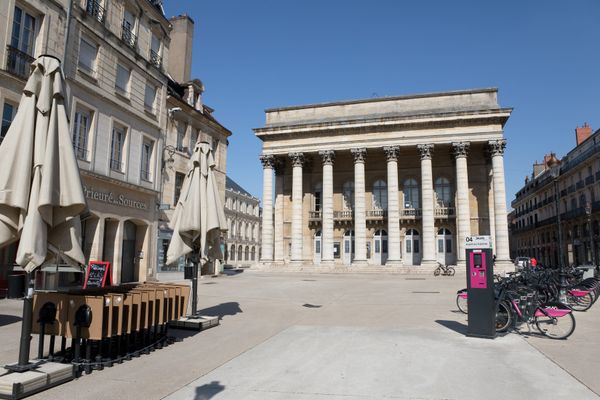 La Place du Théâtre, à Dijon, où aura lieu la manifestation.