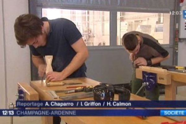 Le nouveau bâtiment permet aux Compagnons du Devoir de former encore mieux les élèves qui se destinent aux métiers du bois.