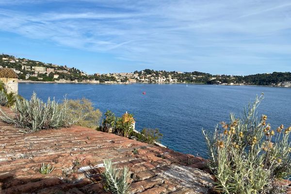 Dans la nuit du 24 au 25 mars, un apnéiste avait disparu en rade de Villefranche-sur-Mer. C'est une info, France 3 Côte d'Azur, ce mercredi 3 avril, le parquet de Nice annonce avoir retrouvé un corps.