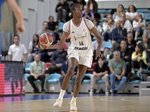 Dominique Malonga dans un match entre l'ASVEL et Charnay Basket Boulogne Sud, en septembre 2024.