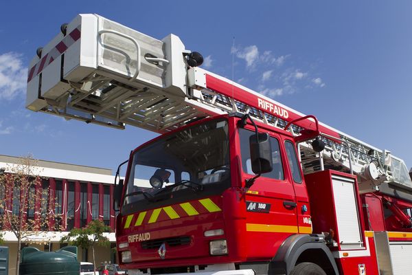 Le hangar qui a pris feu se trouvait dans la commune de Vanclans (Doubs)