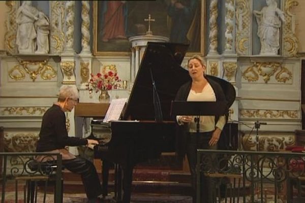 Le pianiste David Abramovitz et la cantatrice Karine Deshayes au festival lyrique de Montperreux (Doubs)