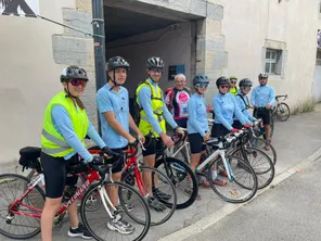 Les courageux cyclistes au complet.