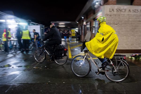 Un vêtement réfléchissant : la meilleure garantie de visibilité pour les cyclistes.