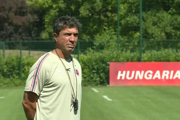 Première séance d'entraînement pour les joueurs professionnels sous l'autorité de David Guion.