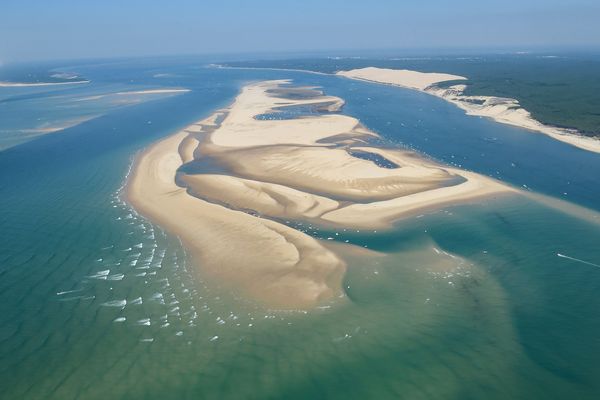 Vue aérienne du Bassin d'Arcachon