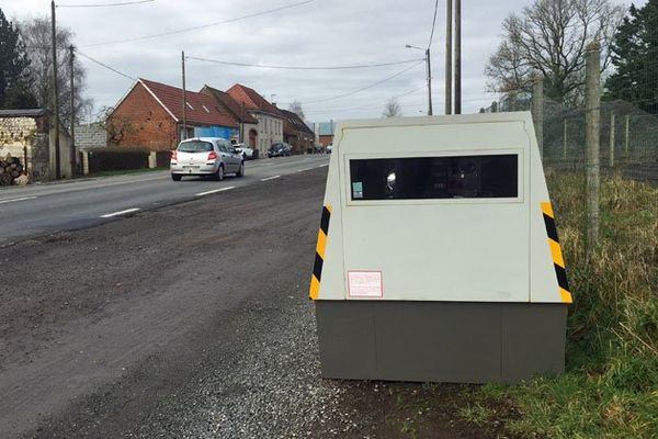 Le 1er radar leurre de France installé Aubigny-en-Artois et Le Parcq en février dernier.