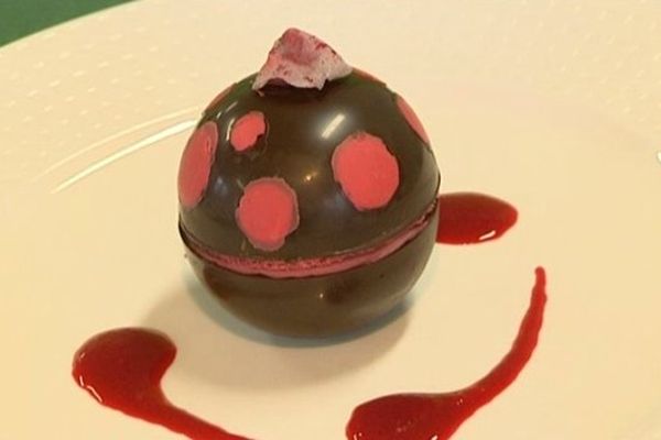 L'un des desserts présentés pendant la finale du championnat de France des desserts.